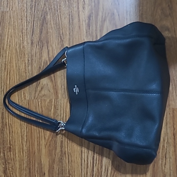 Coach Handbags - Coach Hobo